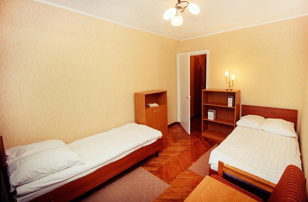 Druzhba Hotel And Restaurant 카리프 외부 사진