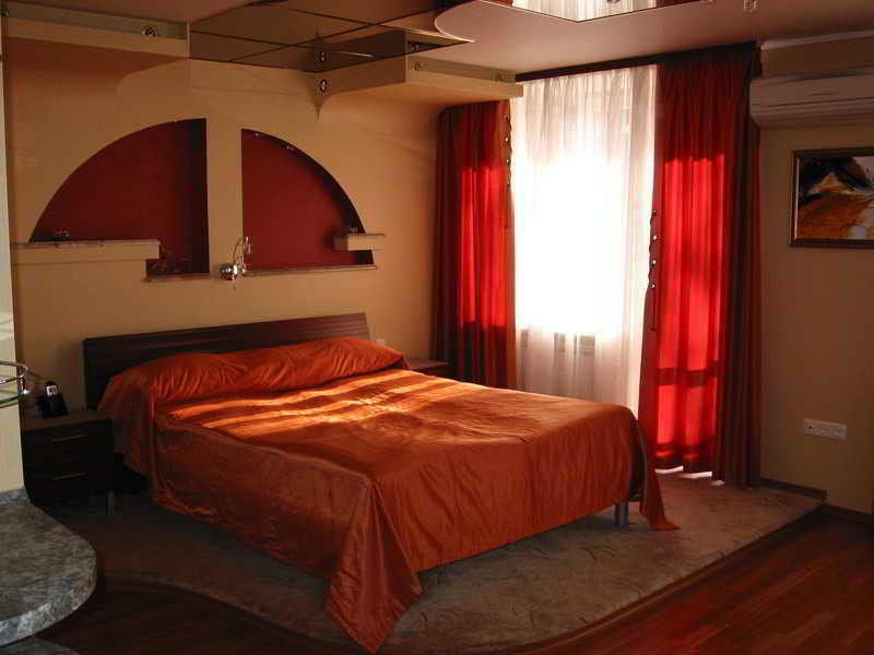 Druzhba Hotel And Restaurant 카리프 외부 사진